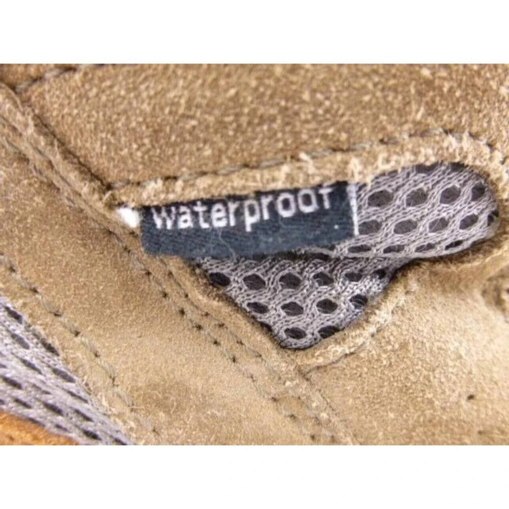 Vasque 7200 Breeze Boots Youth Size 6M Mid Ankle Hiking Waterproof Brown